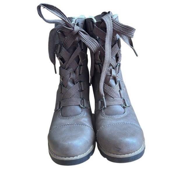 Universal Threads Faux Fur Leather Lace Up Wedge Witchy Boots Taupe Women’s 7.5 - Picture 3 of 15